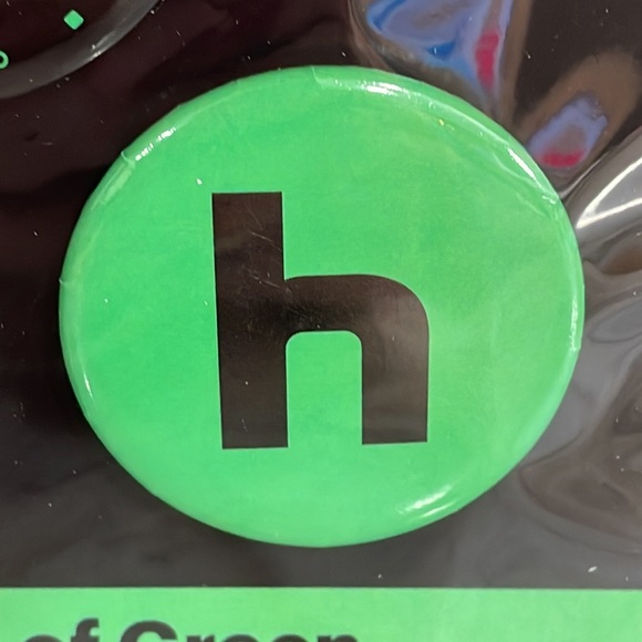 Brand New Sealed Hulu 15 Years of Green 3 Button Collectible Pin Set Anniversary - Picture 5 of 5